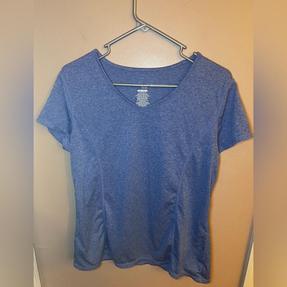 Danskin Now Semi Fitted Women’s XL Dri More Light Blue V Neck Shirt